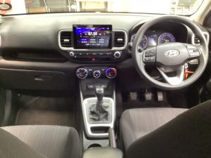 Hyundai Venue 1.2 Motion - Image 8