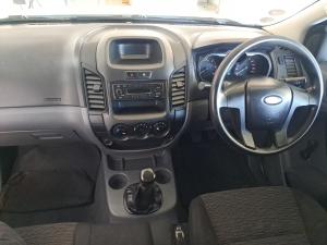 Ford Ranger 2.2TDCi (aircon) - Image 6
