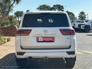 Toyota Land Cruiser 300 3.3D ZX - Image 5