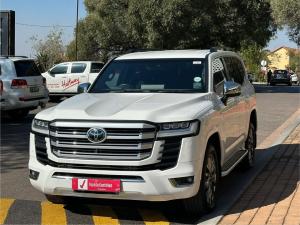Toyota Land Cruiser 300 3.3D ZX - Image 16