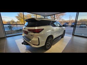 Toyota Fortuner 2.8GD-6 4X4 GR-S automatic - Image 2