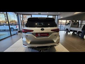 Toyota Fortuner 2.8GD-6 4X4 GR-S automatic - Image 5