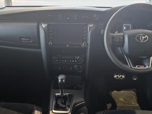 Toyota Fortuner 2.8GD-6 4X4 GR-S automatic - Image 6