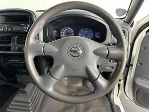 Nissan Hardbody NP300 2.5 TDi LWBS/C - Image 14