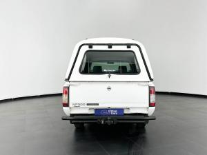 Nissan Hardbody NP300 2.5 TDi LWBS/C - Image 4