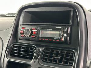 Nissan Hardbody NP300 2.5 TDi LWBS/C - Image 9