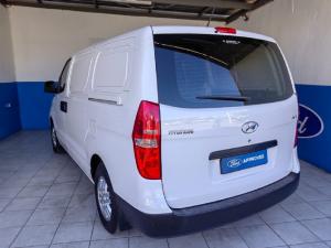Hyundai H-1 2.5VGTi panel van - Image 3