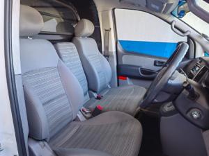 Hyundai H-1 2.5VGTi panel van - Image 6