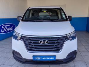 Hyundai H-1 2.5VGTi panel van - Image 9
