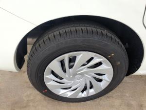 Toyota Rumion 1.5 SX manual - Image 11