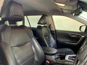 Toyota RAV4 2.5 VX AWD - Image 2
