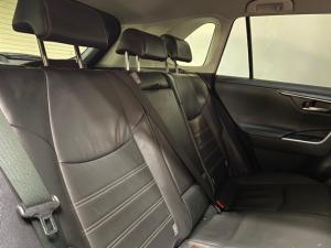 Toyota RAV4 2.5 VX AWD - Image 3