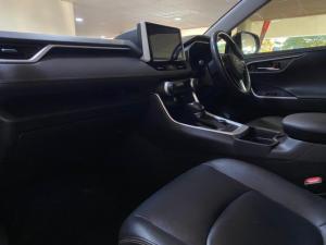 Toyota RAV4 2.5 VX AWD - Image 6