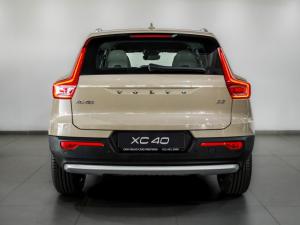 Volvo XC40 B4 Plus Dark - Image 3