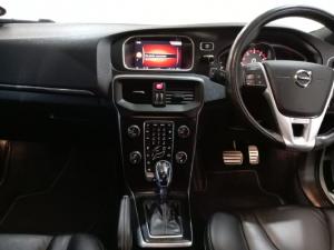Volvo V40 T3 R-Design auto - Image 10