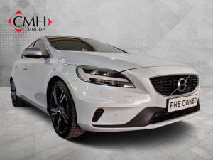 Volvo V40 T3 R-Design auto - Image 1