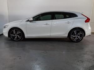 Volvo V40 T3 R-Design auto - Image 5