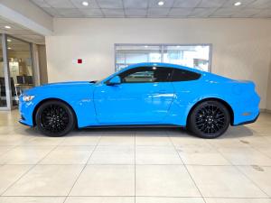 Ford Mustang 5.0 GT fastback auto - Image 2