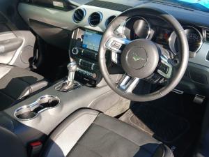 Ford Mustang 5.0 GT fastback auto - Image 5