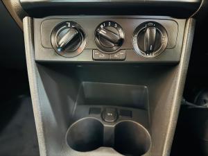 Volkswagen Polo Vivo hatch 1.4 Trendline - Image 9