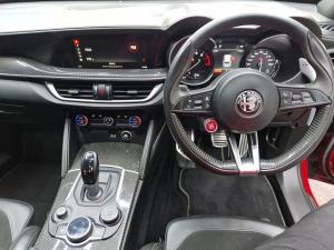 Alfa Romeo Stelvio Quadrifoglio Q4 - Image 16