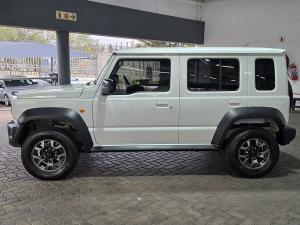 Suzuki Jimny 1.5 GLX AllGrip 5-door manual - Image 4