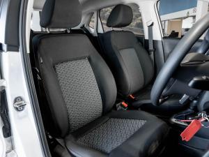 Volkswagen Polo Vivo hatch 1.6 Life - Image 15