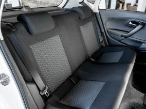 Volkswagen Polo Vivo hatch 1.6 Life - Image 17