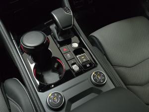Volkswagen Touareg V6 TDI R-Line - Image 11
