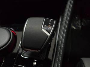 Volkswagen Touareg V6 TDI R-Line - Image 21