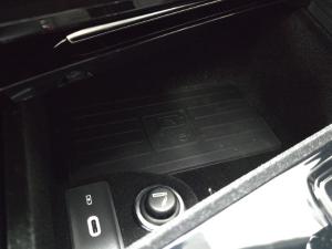 Volkswagen Touareg V6 TDI R-Line - Image 22
