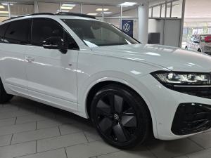 Volkswagen Touareg V6 TDI R-Line - Image 23