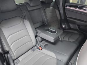 Volkswagen Touareg V6 TDI R-Line - Image 27
