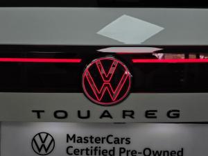 Volkswagen Touareg V6 TDI R-Line - Image 2
