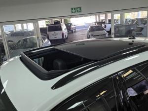 Volkswagen Touareg V6 TDI R-Line - Image 31