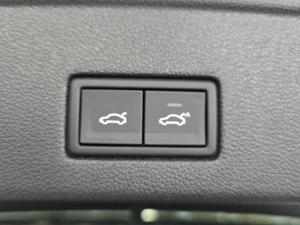 Volkswagen Touareg V6 TDI R-Line - Image 32