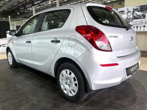 Hyundai i20 1.2 Motion - Image 2