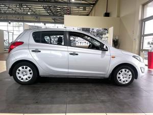Hyundai i20 1.2 Motion - Image 4