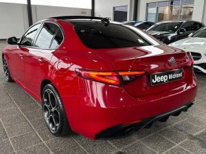 Alfa Romeo Giulia 2.0T Veloce - Image 8