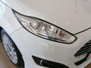 Ford Fiesta 5-door 1.0T Titanium - Image 2
