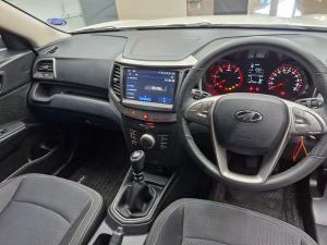 Mahindra XUV300 1.5TD W6 - Image 12