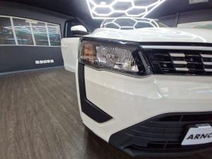 Mahindra XUV300 1.5TD W6 - Image 13