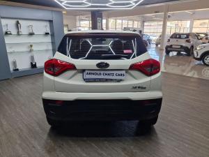 Mahindra XUV300 1.5TD W6 - Image 6