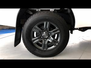 Toyota Hilux 2.4GD-6 single cab 4x4 Raider manual - Image 30