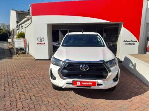 Toyota Hilux 2.4GD-6 single cab 4x4 Raider manual - Image 4