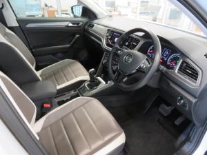 Volkswagen T-ROC 1.4 TSI Design Tiptronic - Image 9