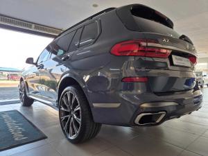 BMW X7 M50d - Image 5