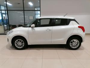 Suzuki Swift 1.2 GLX auto - Image 2