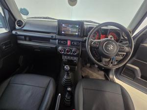 Suzuki Jimny 1.5 GLX AllGrip 3-door manual - Image 12