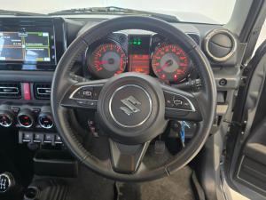 Suzuki Jimny 1.5 GLX AllGrip 3-door manual - Image 13